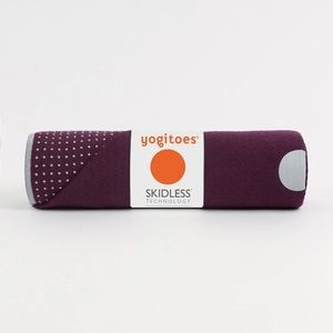 Yogi Toes! No slip yoga mat towel